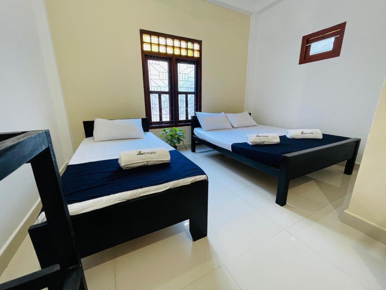 Natraj Guest House Тринкомали Экстерьер фото