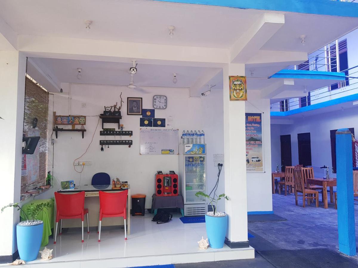 Natraj Guest House Тринкомали Экстерьер фото